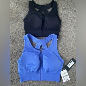 2 Sports Bras